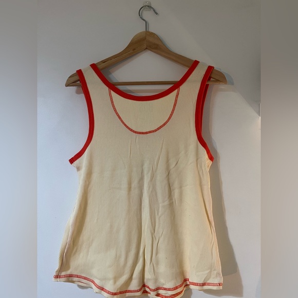 Urban outfitters: BDG Light Yellow Tank Top with Apple Graphic - Picture 2 of 4